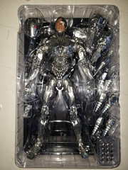 Hot Toys Justice League Sideshow Exclusive DC Cyborg 1/6 Scale
