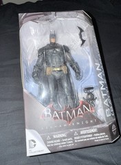 DC Collectibles Batman Arkham Knight Battle Damaged GameStop Exclusive Figure