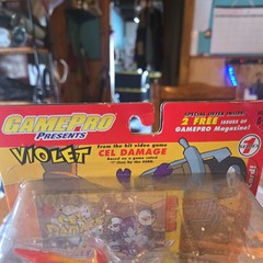 CEL DAMAGE VIOLET ACTION FIGURE Series 1 EA GAMES Gamepro 2002 RARE *DMG BOX*