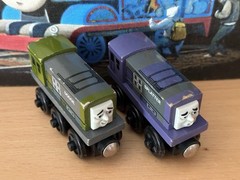 2000 Learning Curve Wooden Thomas Train Magic Railroad Dodge & Splatter! Read!