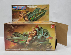 1981 Masters of the Universe BATTLE RAM Complete w/ 3 Missiles in Box – MOTU