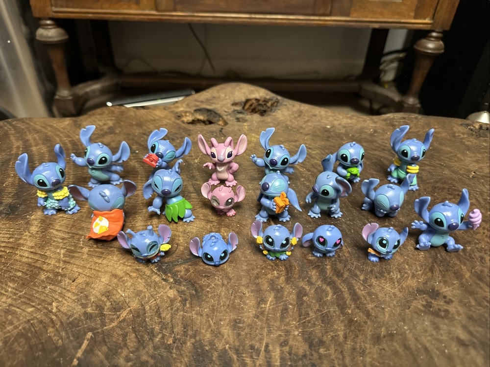 Disney Doorables – Lilo and Stitch lot of 19