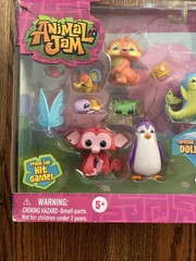 Animal Jam Figures WildWorks Jazwares Plush Tin Sparkle Tiger Dress Up Friends