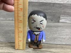AMC The Walking Dead Wind Ups Action Figure Walker