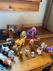 Mixed Lot of Cute Plastic Rubber TV Movie & Not Puppy Dog Figures Animals –