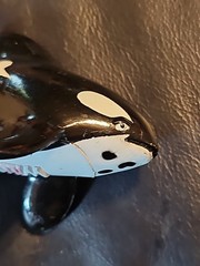Free Willy Orca Killer Whale Small Toy Figurine- 3 In Long, 2 In Tall