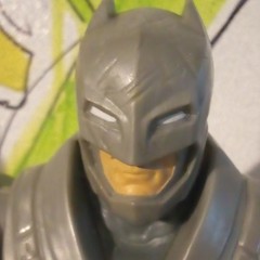 Batman Action Figure Lot of 2 Plastic Gray Black Yellow Capes Included