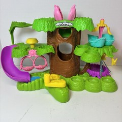 Hatchimals CollEGGtibles Mixed Huge Lot 68 Figures Nursery Playset Hatchy Homes
