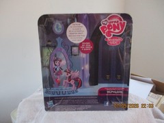 MY LITTLE PONY, THROUGH THE MIRROR, GLITTER GLUE, ONLY AT WALMART, 2013, 5+