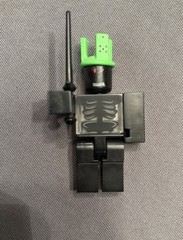 Roblox 1x1x1x1 Series 2 Figure Green Crown With Sword And Box | No Code