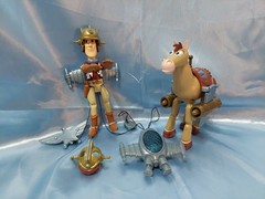 DISNEY PIXAR TOY STORY 2 ROCKET FORCE SOARIN SHERIFF WOODY & BLASTOFF BULLSEYE