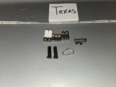 1/6 Scale Modern Era 40mm Ammunition and Accessories Lot – Texas