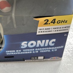 Sonic the Hedgehog 2 Remote Control Vehicle w/Light Up Wheels & Gold Ring NIB