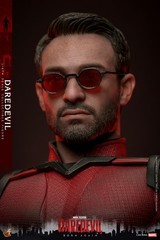 Hot Toys TMS154 Marvel Daredevil: Born Again Daredevil 1/6 Scale 12″ Figure