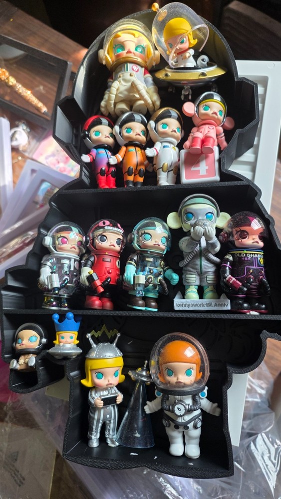 Entire Space Molly Collection. POPMART. RARE A DISCOUNTED ITEMS
