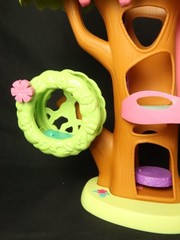 LPS Magic Motion Treehouse with Littlest Pet. Shop animals and accessories.