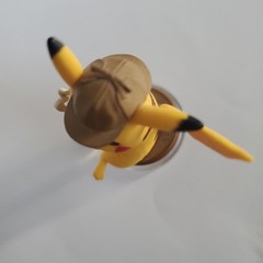 Pokemon Officially Licensed Nintendo COLLECTIBLE 2″ DETECTIVE PIKACHU FIGURE