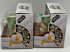 Star Wars Baby Yoda Disney 2.2in Froggy Snack Force Moment 2 pack MANDALORIAN