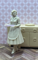 1:24 1950 Housewife Hostess Homemaker Figure Inspired by Marx