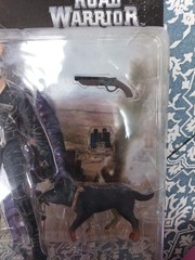 N2 Toys Mad Max the Road Warrior with Dog #39000 Mel Gibson