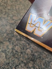 WWE Ringside Exclusive Elite Wrestlemania Ultimate Warrior Brand New Sealed…