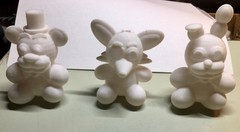 3d Printed Five Nights At Freddy’s figures Freddy Foxy Bonnie about 3.5″ white