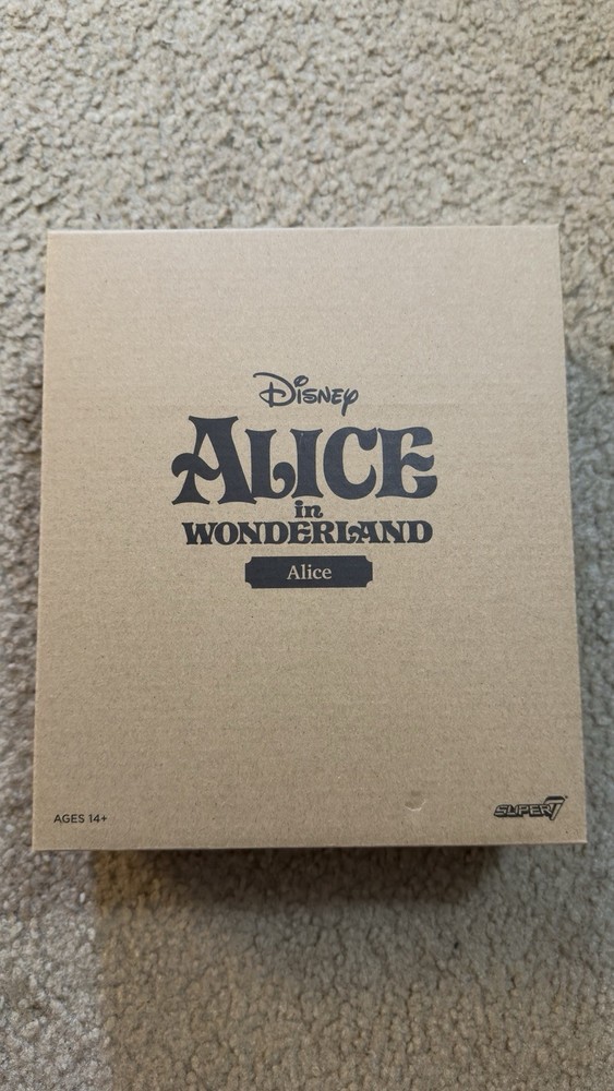Super 7 Disney Ultimates Alice in Wonderland ALICE Action Figure New in Box