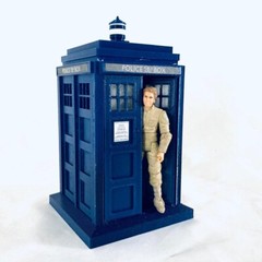 Custom 3D printed DR. Who TARDIS Police Box for 3.75 Inch (1:18) Figure Diorama