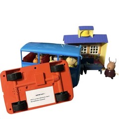 Miss Rabbit Big School Bus + Madam Gazelle School Set, Free Peppa Pig Family Car