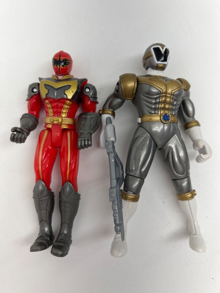 Power Rangers Silver Ranger Bandai 1999 5″ Zhane & 2005 Red Ranger Action Figure
