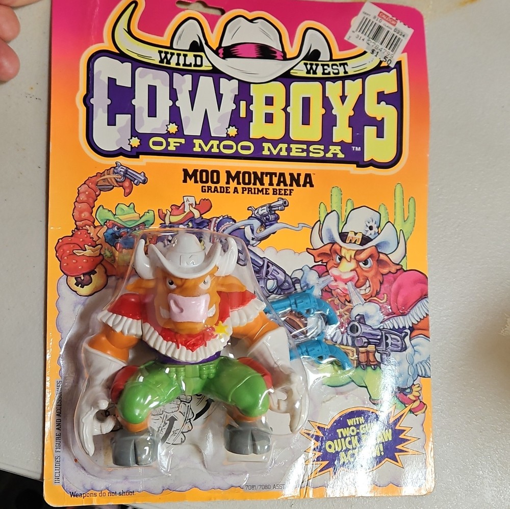 RARE: MINT Hasbro Wild West C.O.W.Boys of Moo MesaMoo Montana Figure 1991 w/ Gun