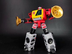 BDT studio BDT-30 upgrade kit for Legacy Autobot Blaster,in stock
