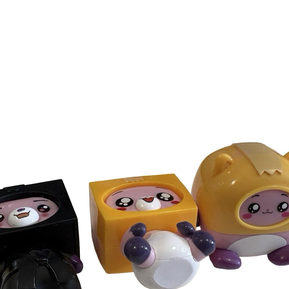 Set Of 3 Lanky Box Figurines