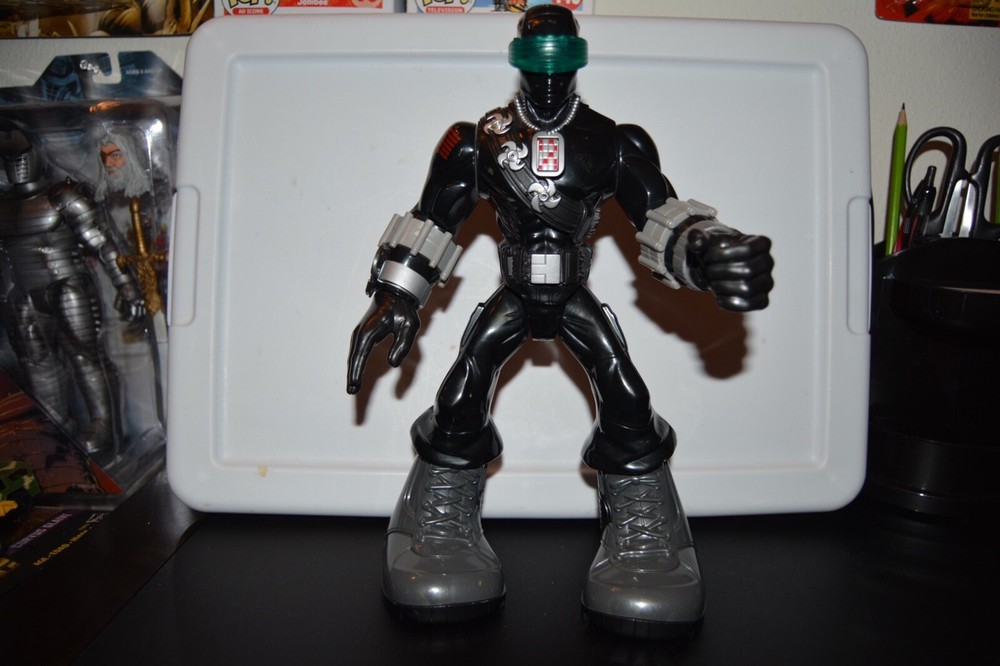 GI Joe Tough Troopers Snake Eyes 11in. Talking Action Figure Hasbro 2009