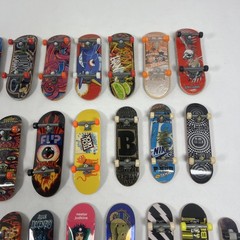 Tech Deck & Hot Wheels Fingerboards Lot of 33 Boards Vintage & Modern!