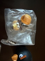 Angry Birds Knex Yellow And Black Birds With 2 Accessories