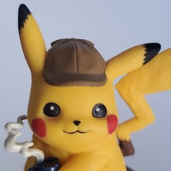 Pokemon Officially Licensed Nintendo COLLECTIBLE 2″ DETECTIVE PIKACHU FIGURE