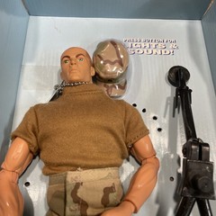 GI Joe Electronic 40MM Grenade Machine Gunner 12″ Action Figure Hasbro 2000