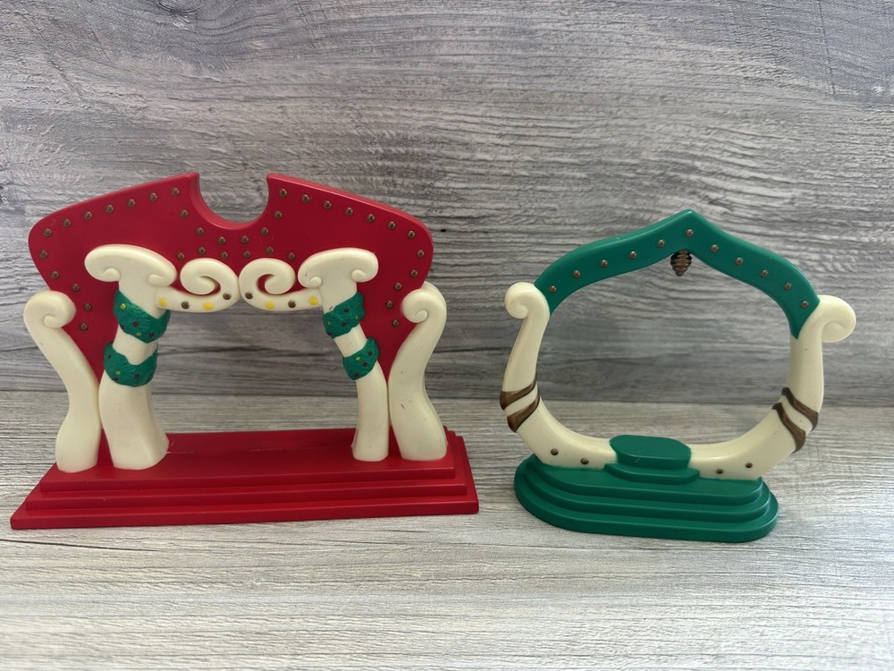 Dr. Seuss How the Grinch Stole Christmas Whoville Playset Vintage Accessories