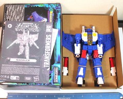 Transformers Legacy Evolution NACELLE Voyager Class Seeker – New, Opened (2023)