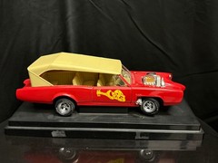The Monkees – Monkee Mobile – 1:18 Die Cast Model Car 1999