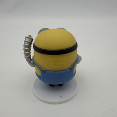 Thinkway Despicable Me Minions Miniature 1.5 Inch Asst Lot Of 9 with stands