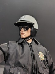Hot Toys Terminator T-1000 3‑Figure Set 1/6 Movie Masterpiece