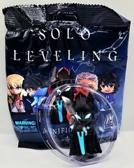 Solo Leveling PhatMojo Series 1 Blind Bag Mini Figure IGRIS w/ Blue Sword