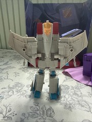 Studio Series 86-12 Coronation Starscream Action Figure Transformer Throne Cape
