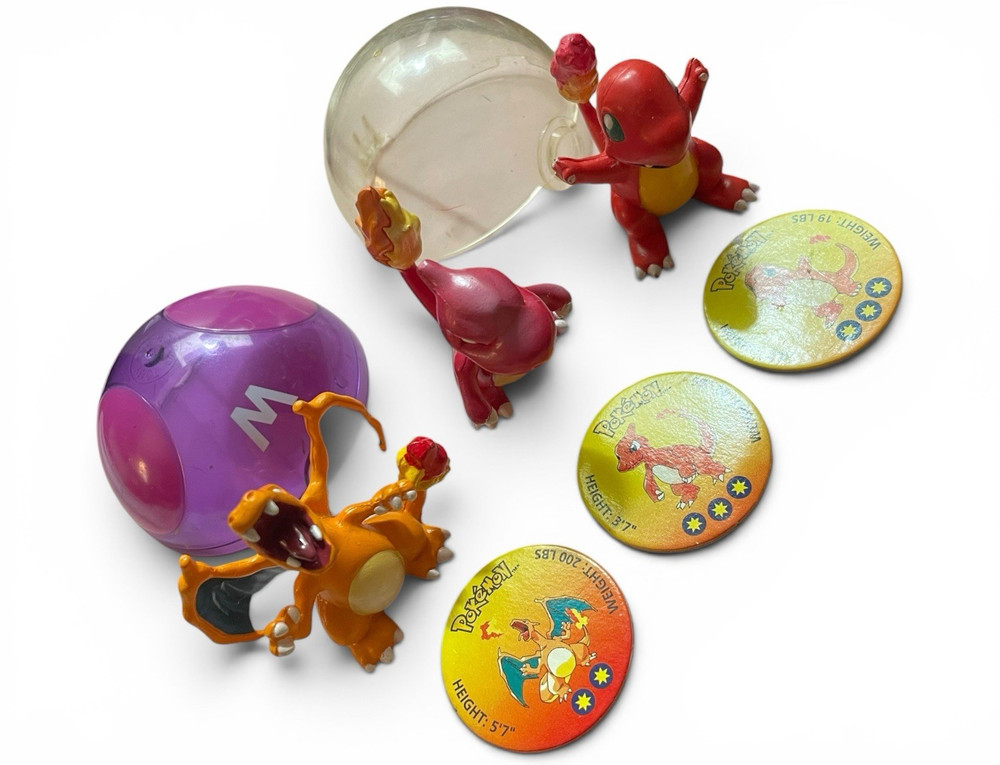 Vintage TOMY Pokémon Charmander Charmeleon Charizard Figures Discs Master Ball