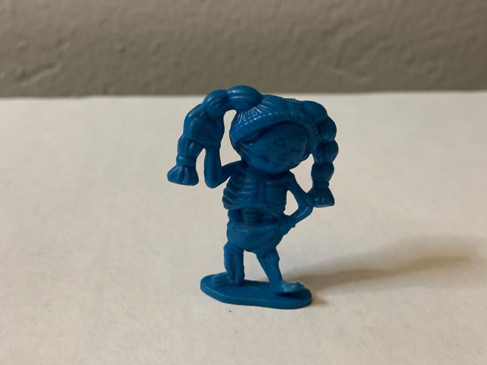 Vintage Topps Garbage Pail Kids Thin Lynn Bony Joanie Cheap Toy Blue GPK Figure