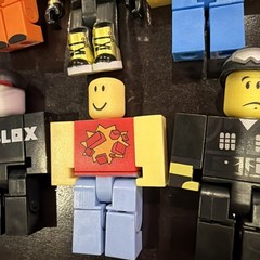 Lot of 8 ROBL0X Fig with MATT DUSEK Series 1 Pumpkin Hat Helmet & Staff NO CODE