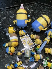 Minions Figures Despicable Me Toy Lot Thinkway Toys 33 Minions!