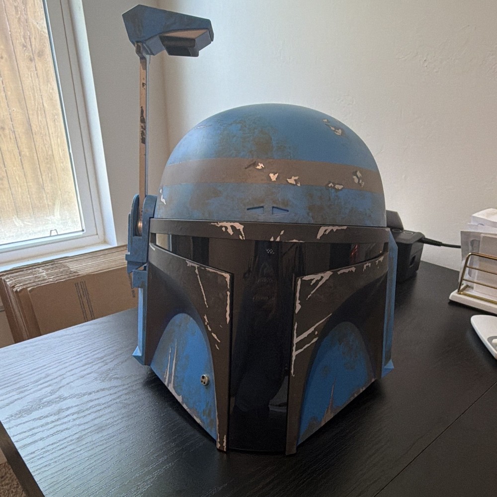 Axe Woves STAR WARS The Black Series The Mandalorian Adult Cosplay Helmet